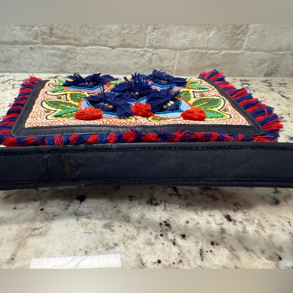 Tory Burch GUC Multicolor Embroidered & Leather Crossbody - Picture 3 of 16